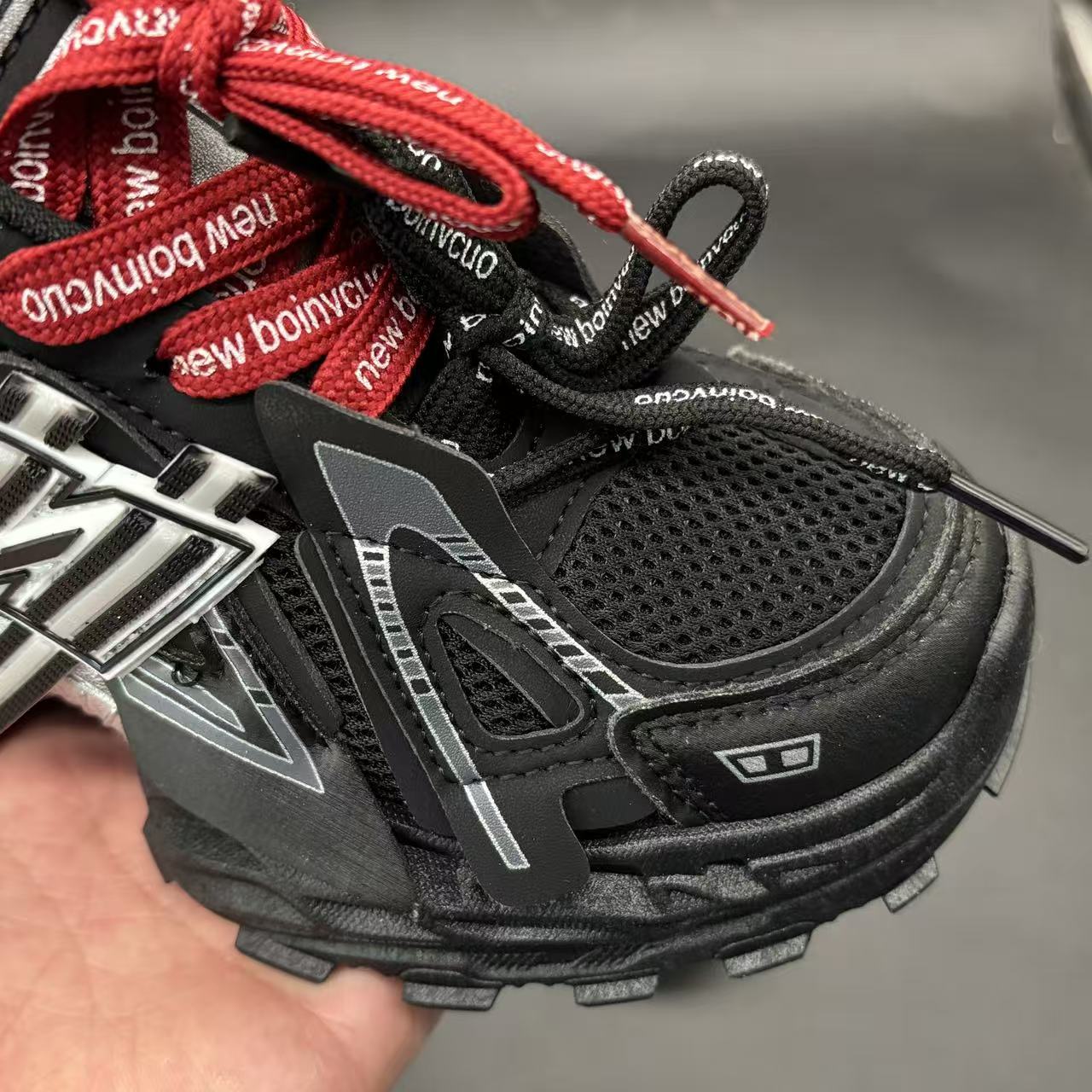 Children's shoes child